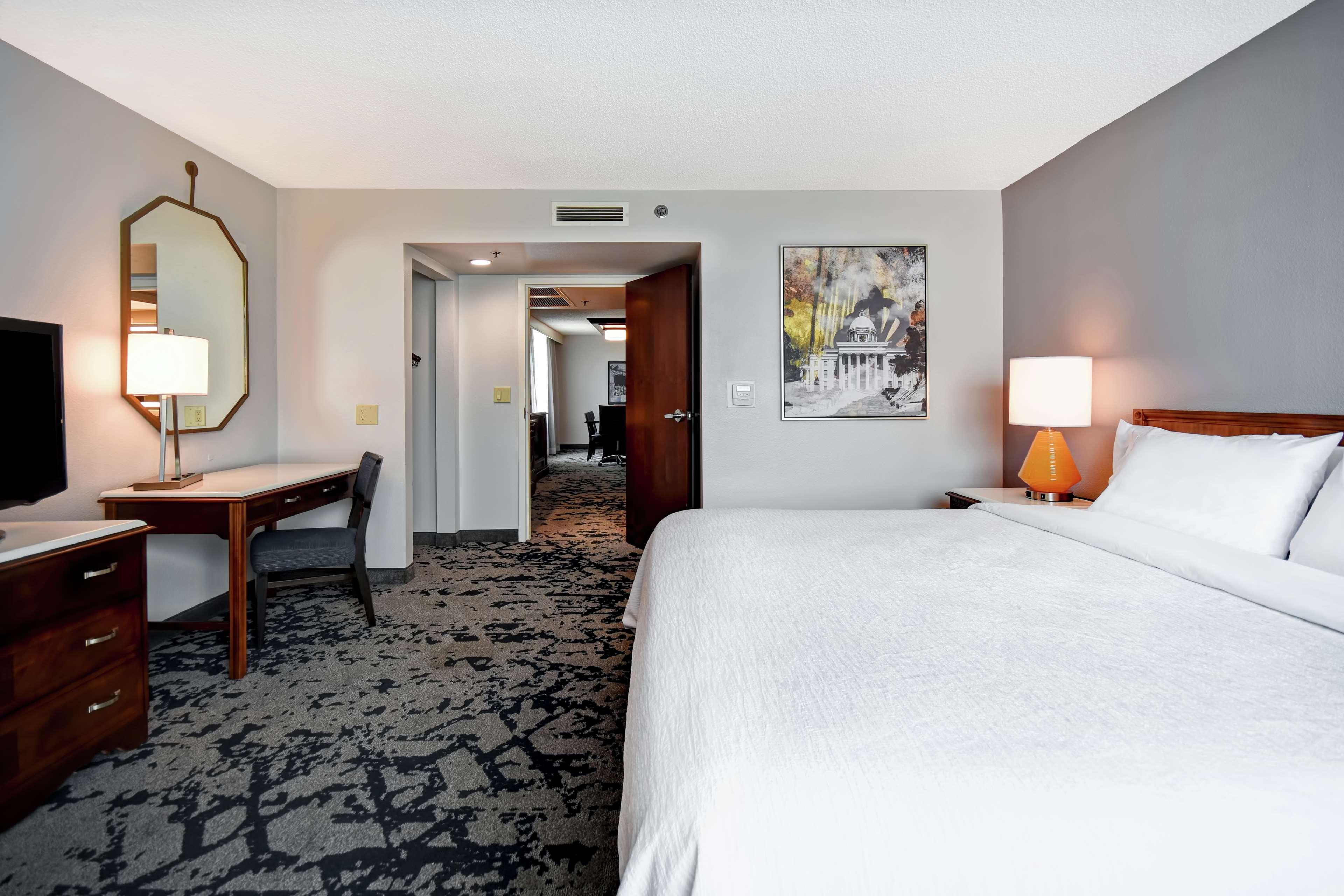 Embassy Suites Montgomery - Hotel & Conference Center Buitenkant foto