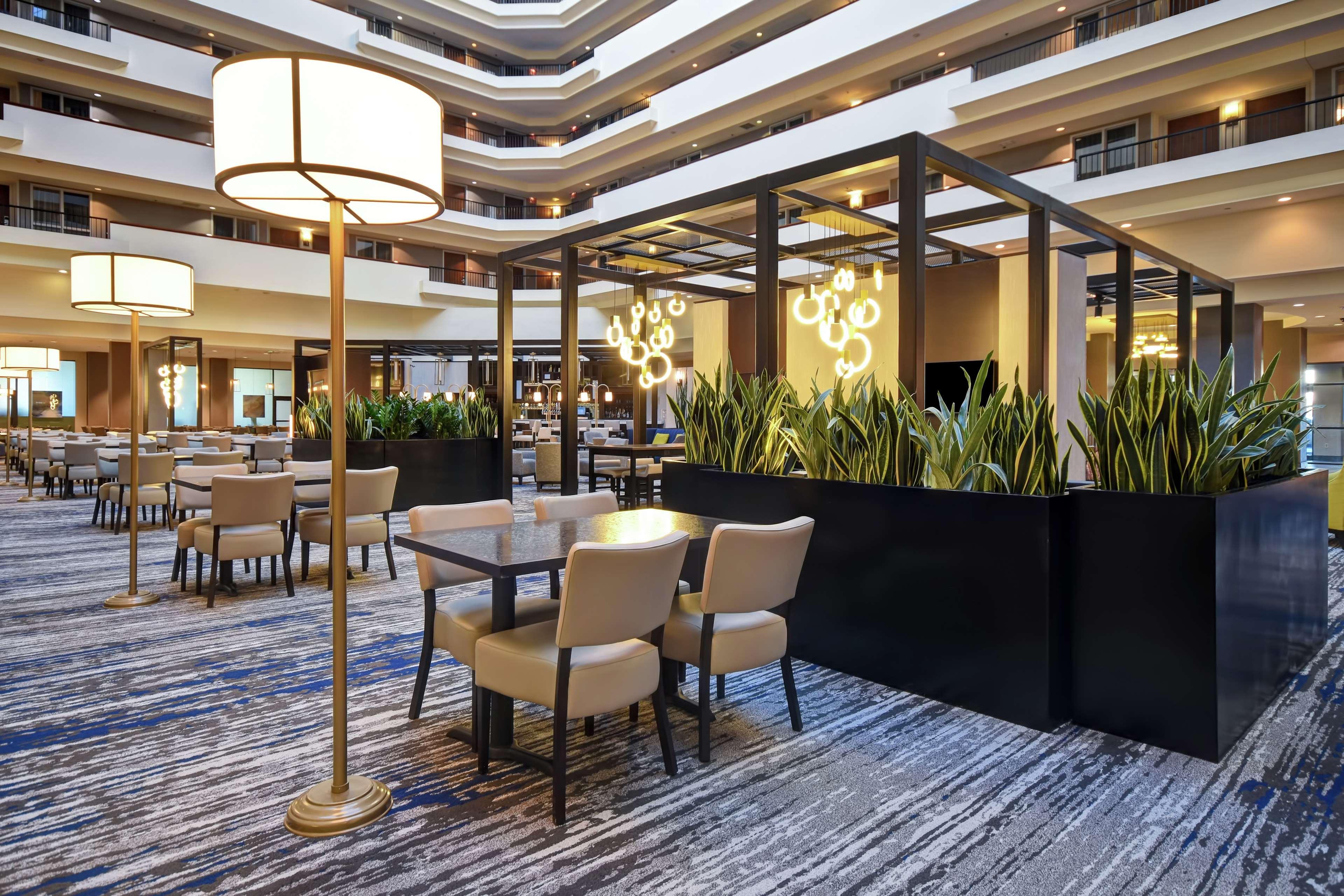 Embassy Suites Montgomery - Hotel & Conference Center Buitenkant foto