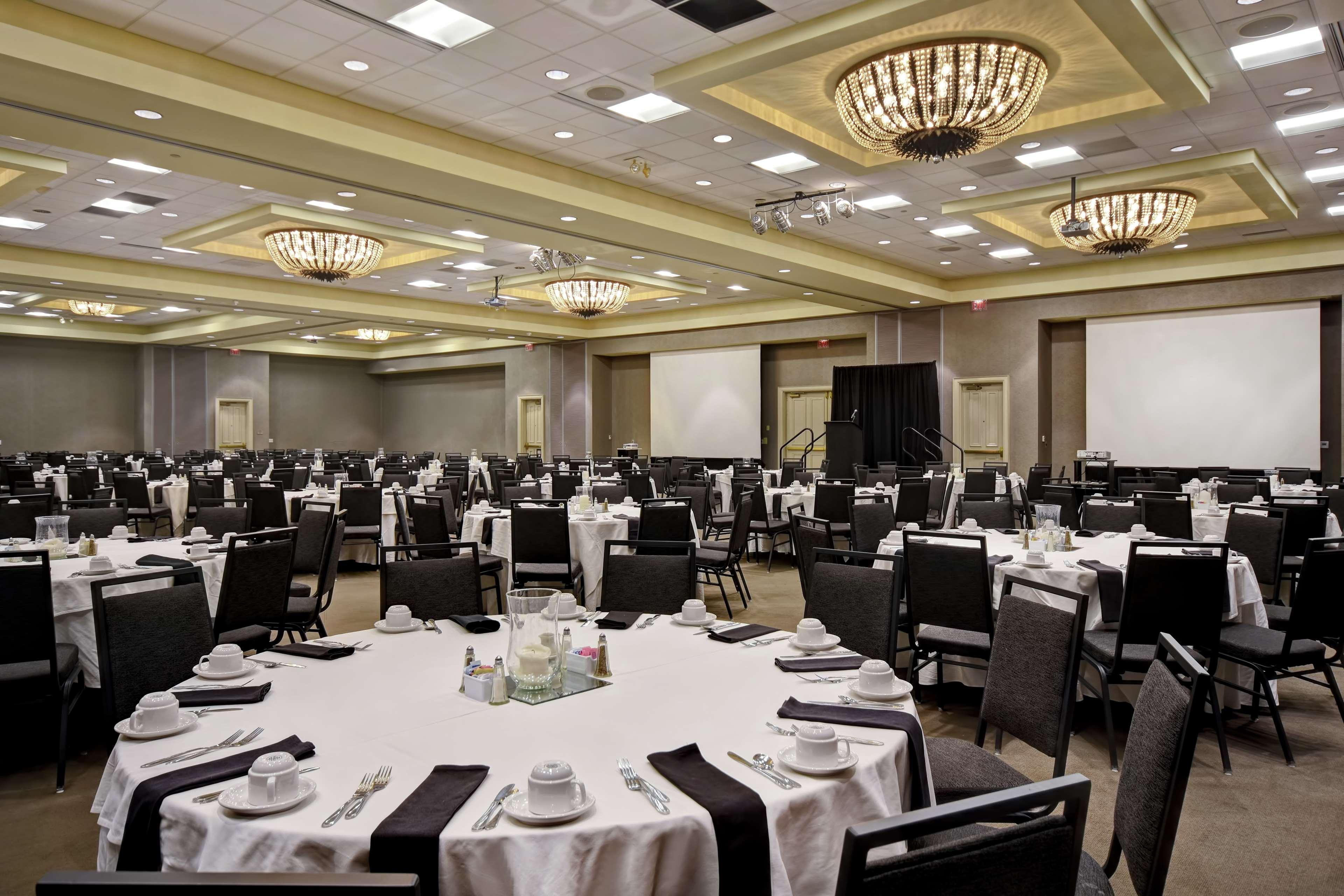 Embassy Suites Montgomery - Hotel & Conference Center Buitenkant foto