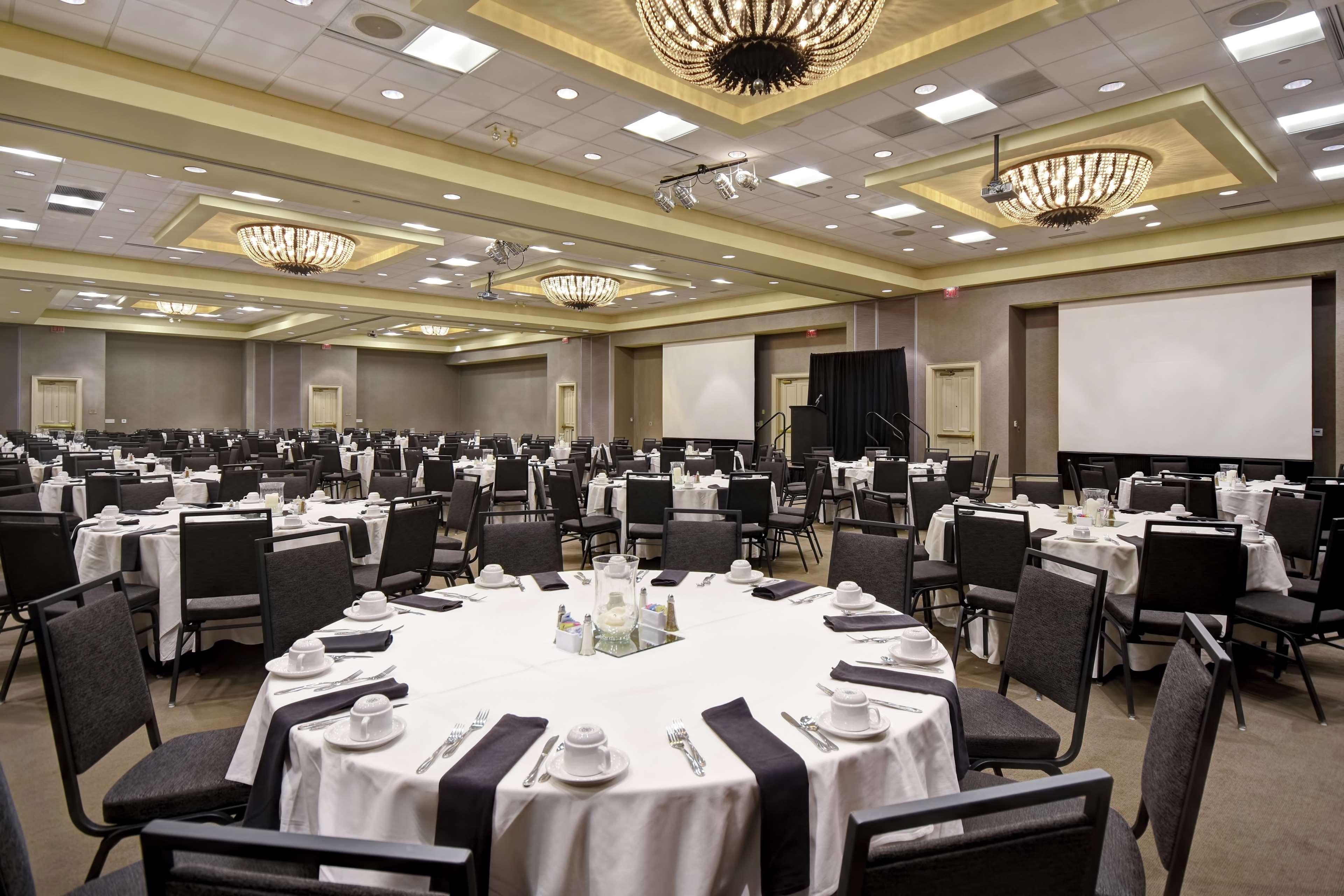Embassy Suites Montgomery - Hotel & Conference Center Buitenkant foto