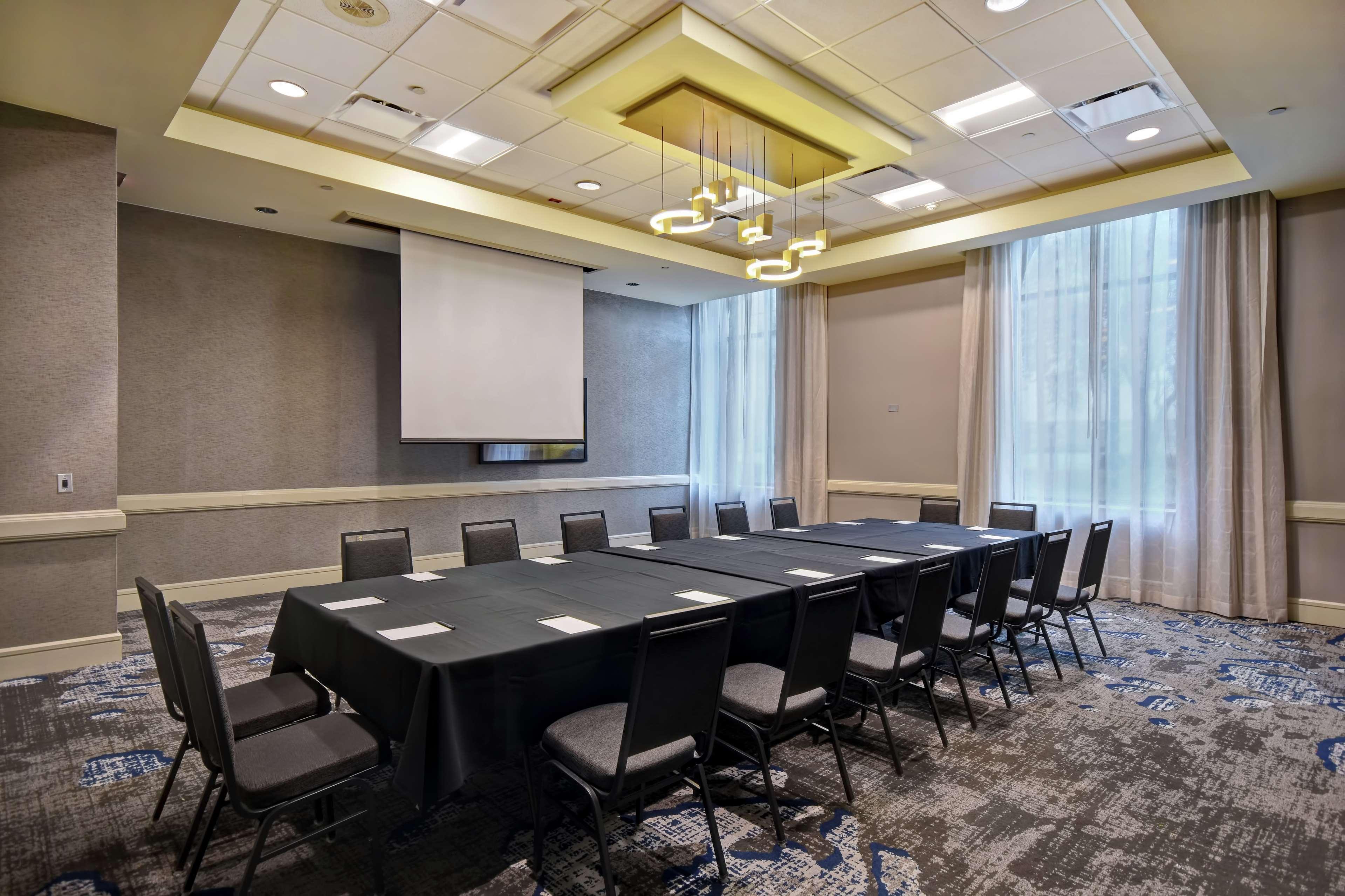 Embassy Suites Montgomery - Hotel & Conference Center Buitenkant foto