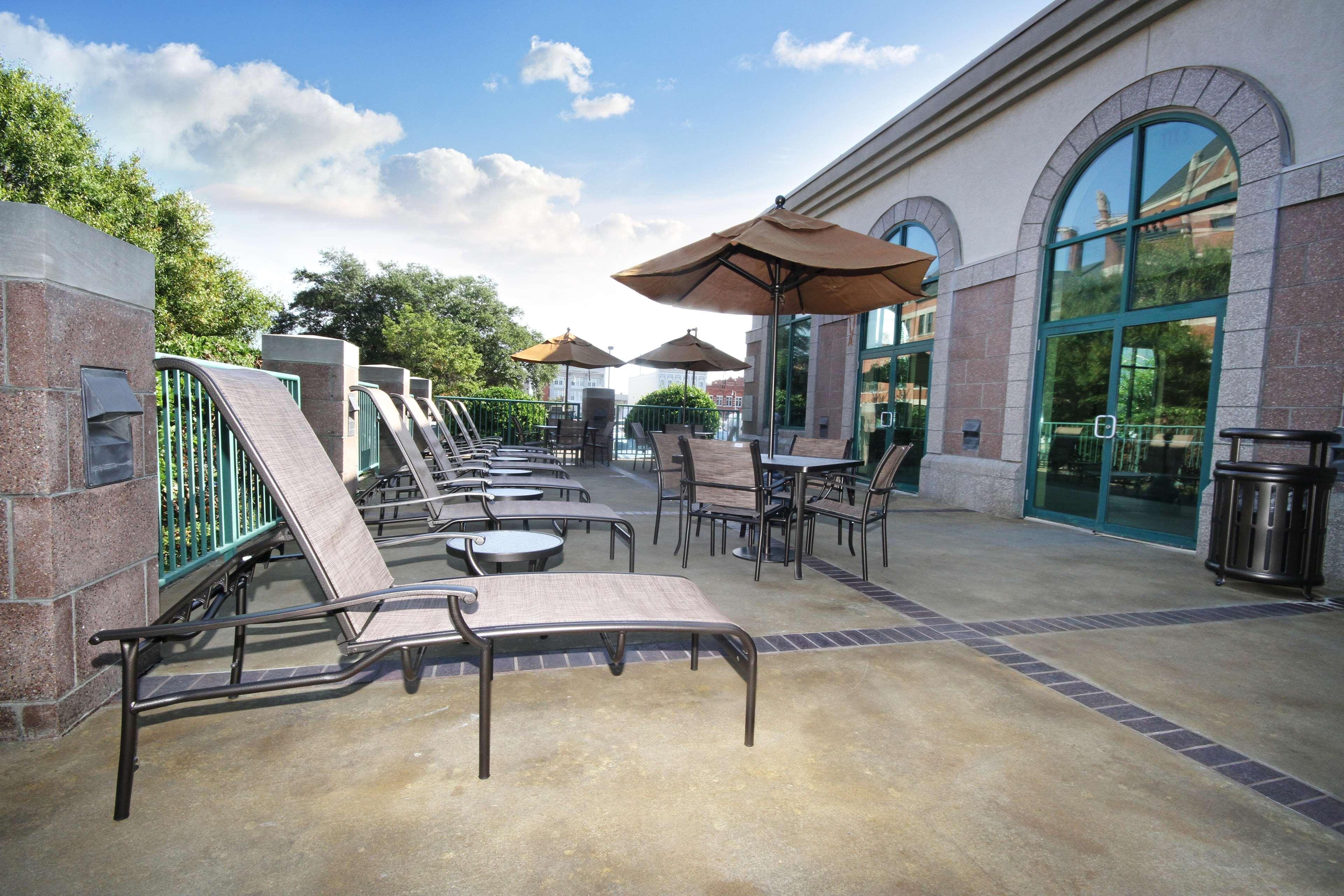 Embassy Suites Montgomery - Hotel & Conference Center Faciliteiten foto