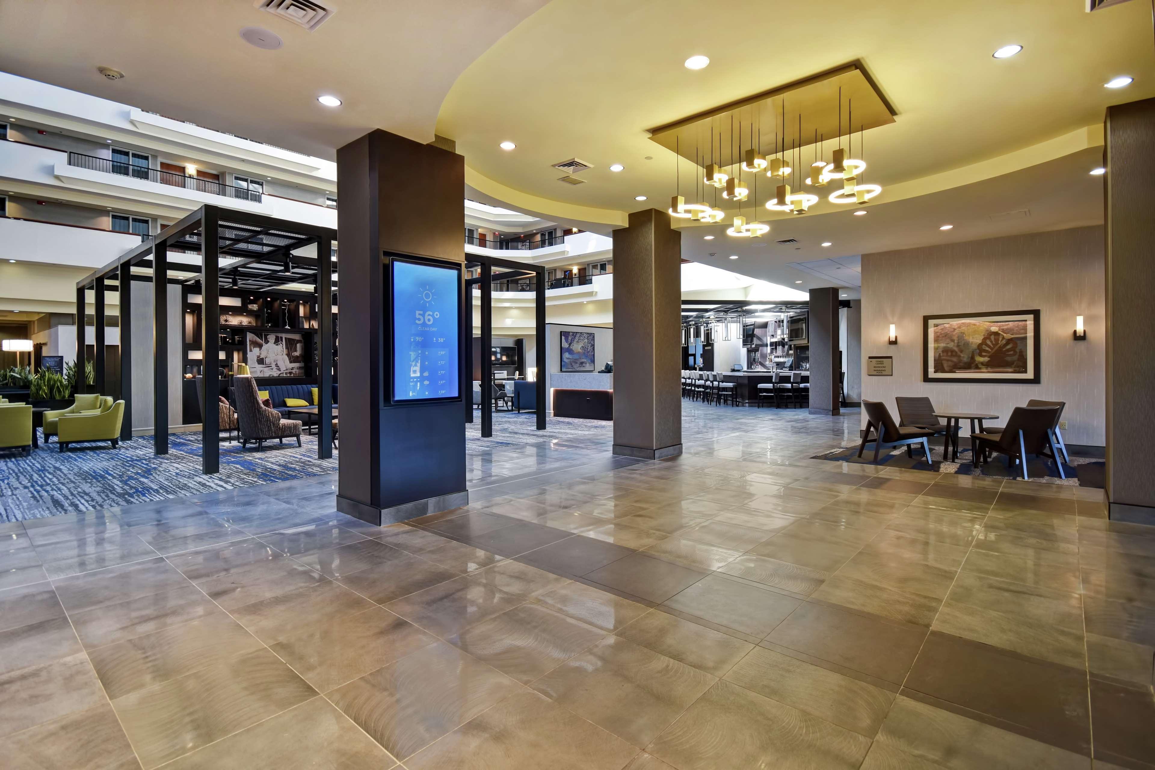 Embassy Suites Montgomery - Hotel & Conference Center Buitenkant foto