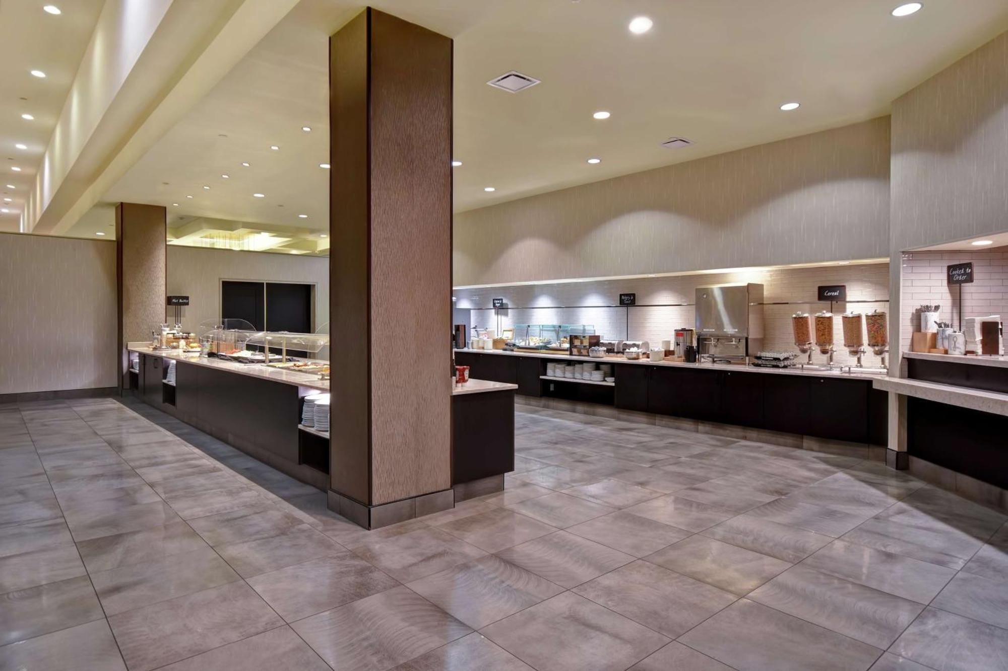 Embassy Suites Montgomery - Hotel & Conference Center Buitenkant foto