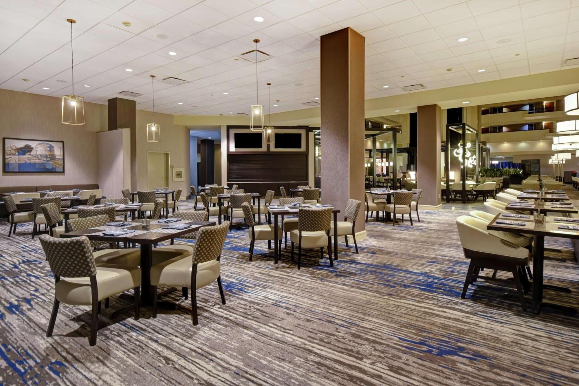 Embassy Suites Montgomery - Hotel & Conference Center Buitenkant foto